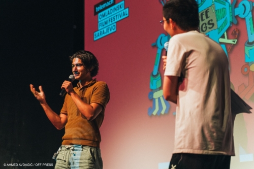 1c3689f3ac2a4be5e0e8dfc55be2ea3d