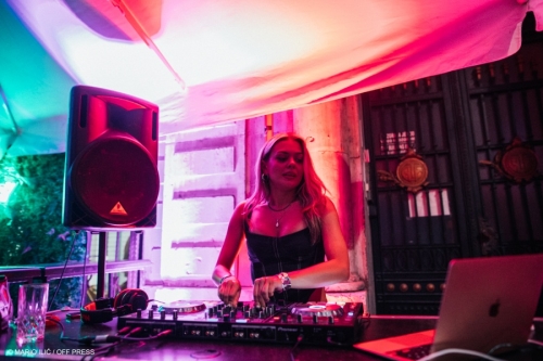 877b6edc84be4ee9808f9a368ec85473