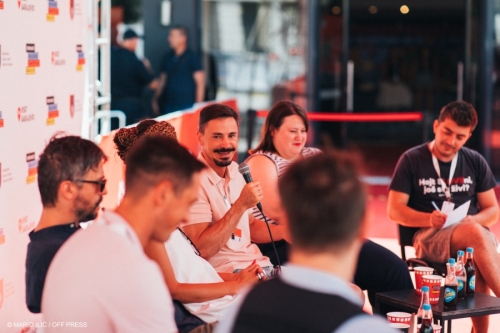 ac134d09eeb480a3c5c35696cb9cb530