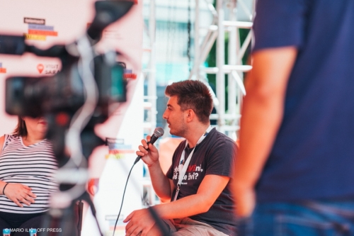 d1fdefd2589fa82c36e3fdc7d585492f