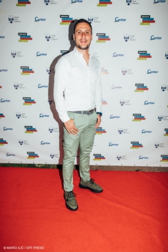 e2eb4fd21185ea08ffa0d3925985daab